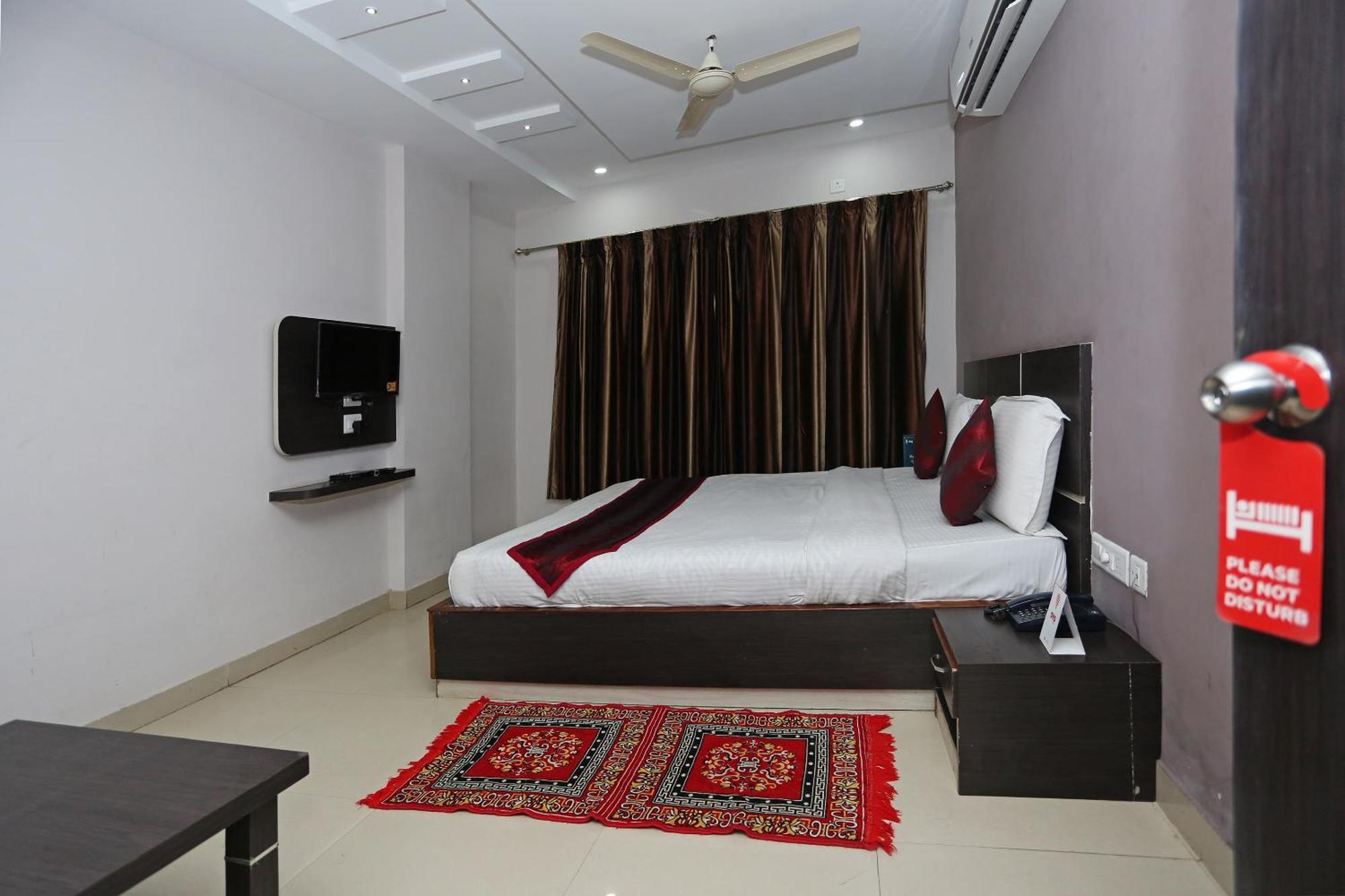 Subudhi'S Inn Puri Ngoại thất bức ảnh